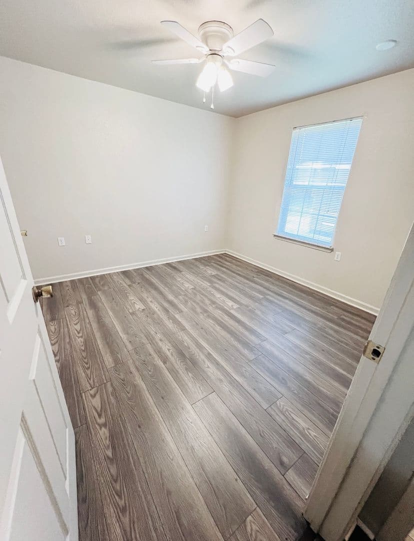 Lafayette Townhome: 816 Martin Luther King Jr Drive