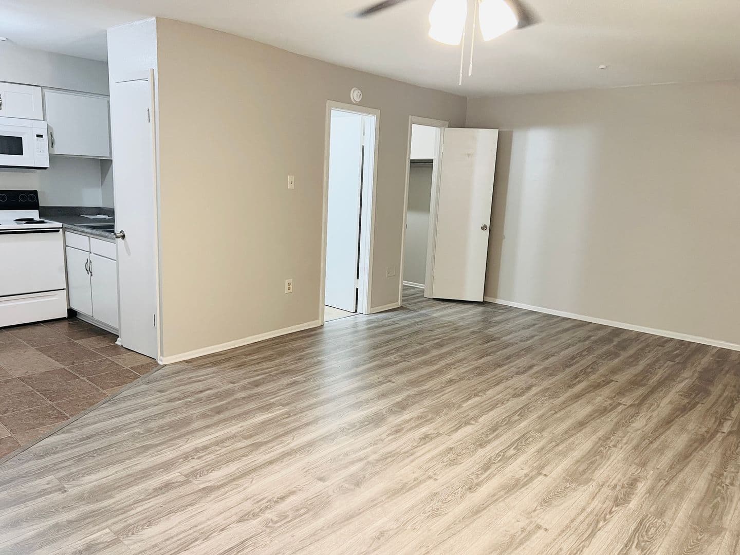 Baton Rouge Apartment: 4546 Alvin Dark Avenue