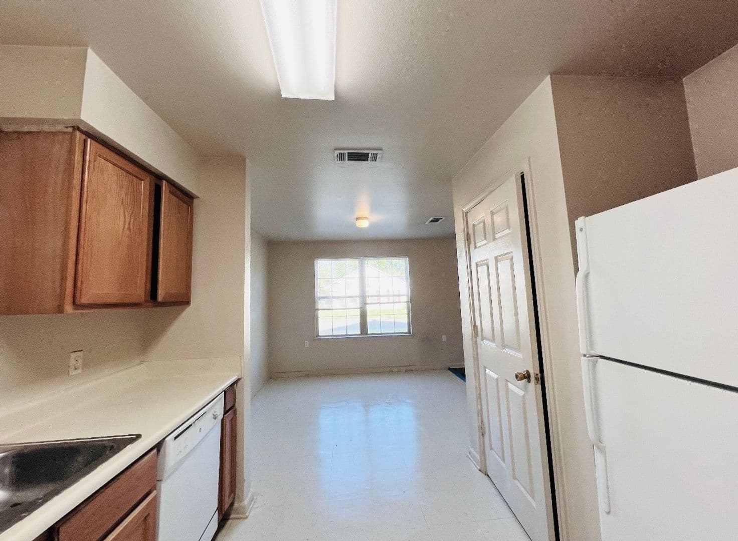 Lafayette Townhome: 816 Martin Luther King Jr Drive