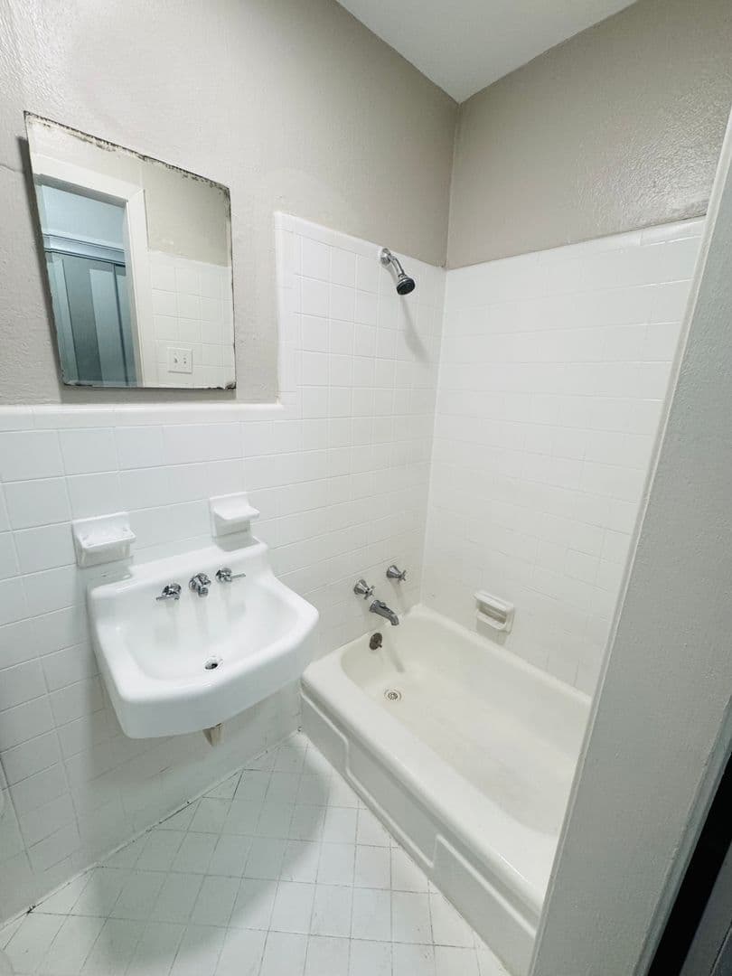 Baton Rouge Apartment: 763 West Roosevelt Street