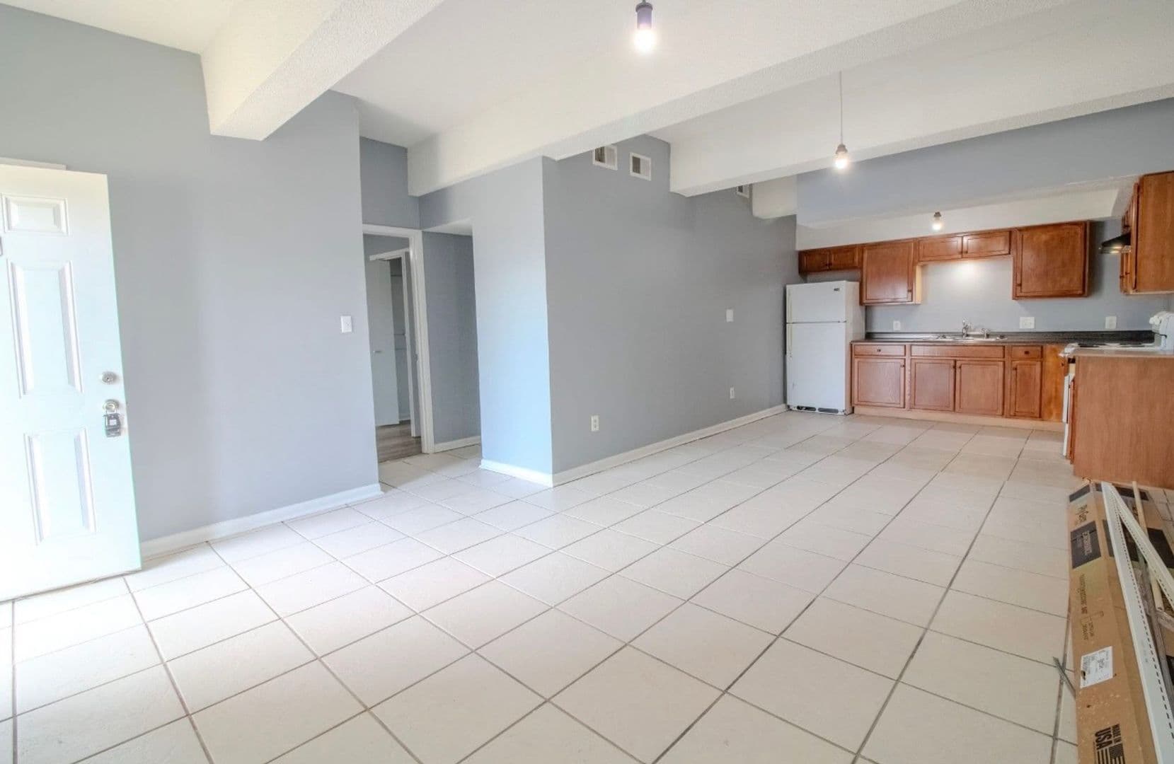 Lafayette Apartment: 815 Martin Luther King Jr Drive