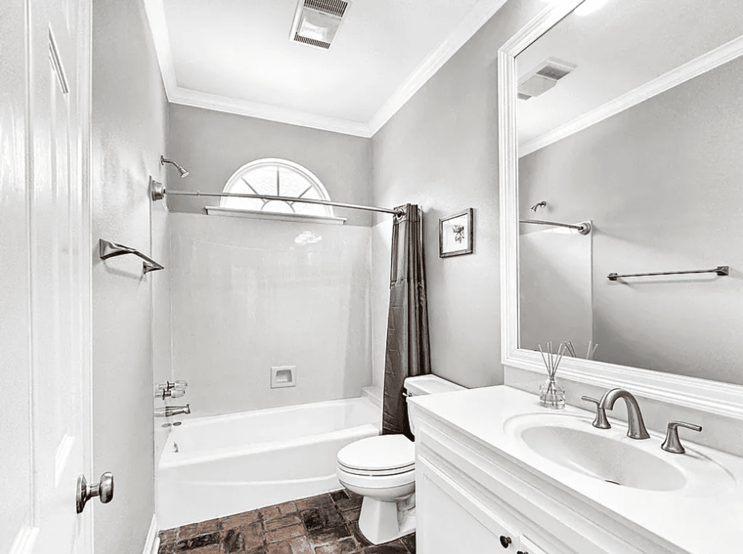 Baton Rouge House: 17745 W Colony Way