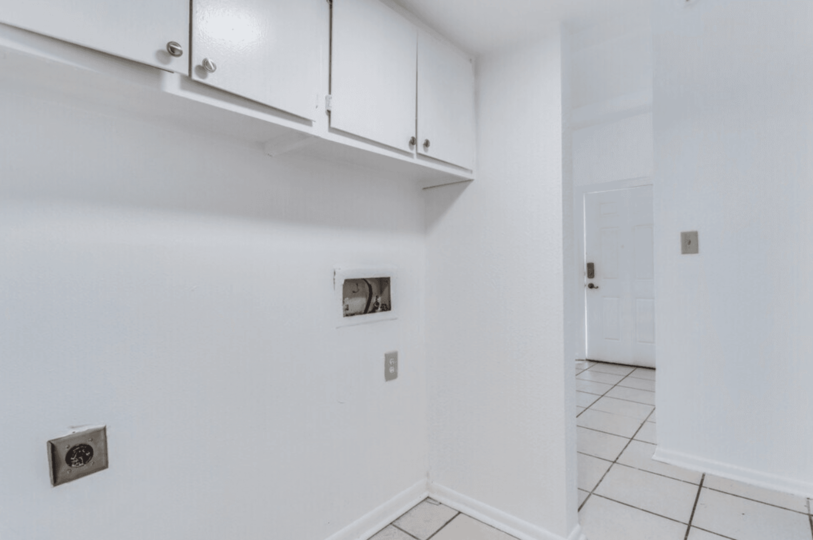 Lafayette Apartment: 815 Martin Luther King Jr Drive