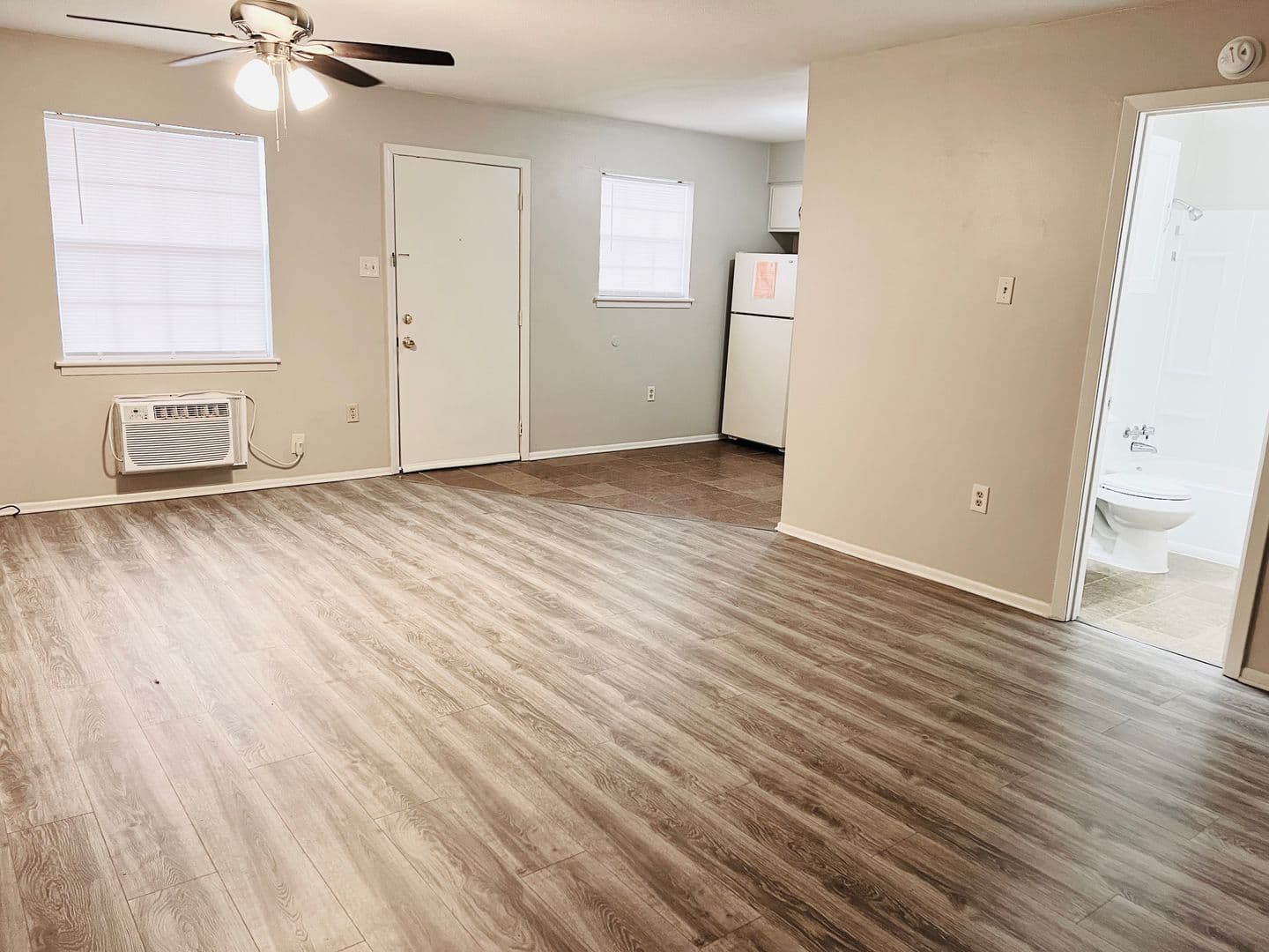 Baton Rouge Apartment: 4546 Alvin Dark Avenue