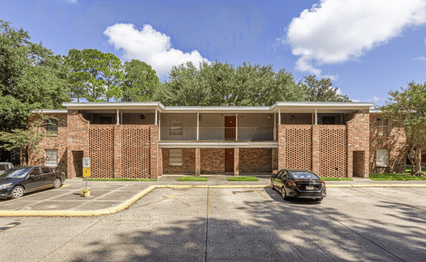 Baton Rouge Apartment: 5665 McClelland Drive