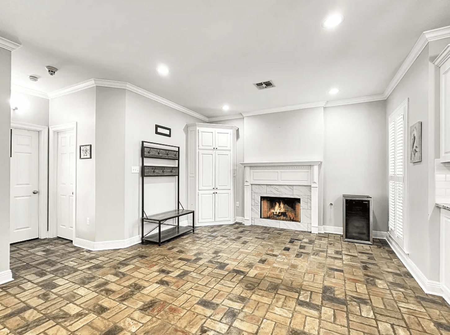 Baton Rouge House: 17745 W Colony Way