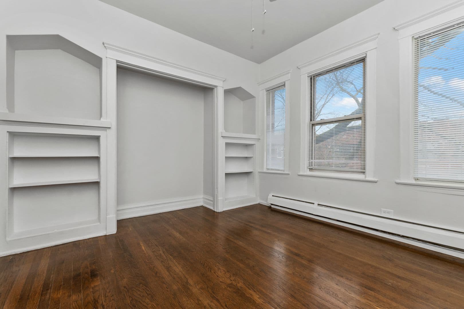 Chicago Apartment: 11259 S. King Drive