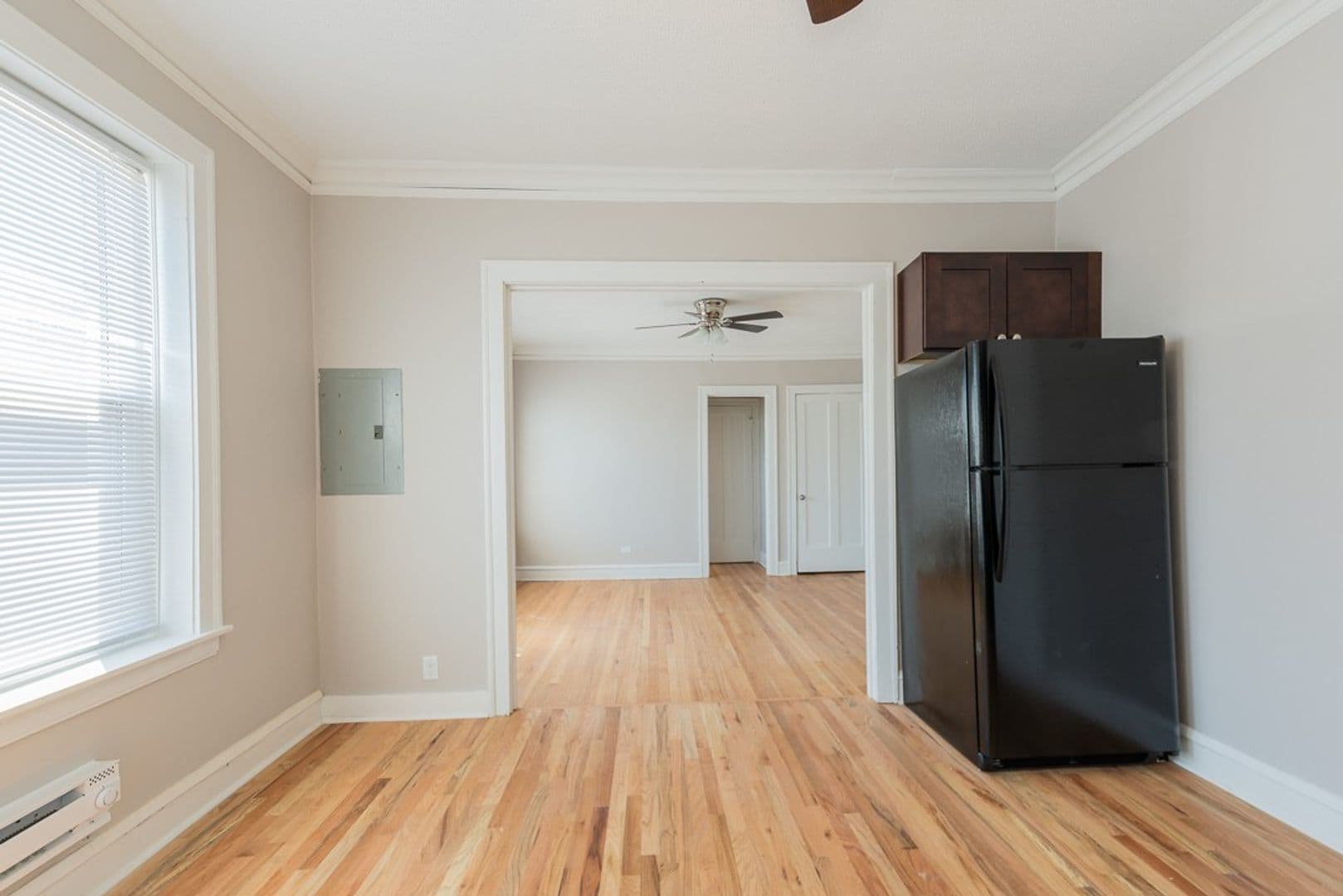 Chicago Apartment: 7415-17 S. Colfax Avenue