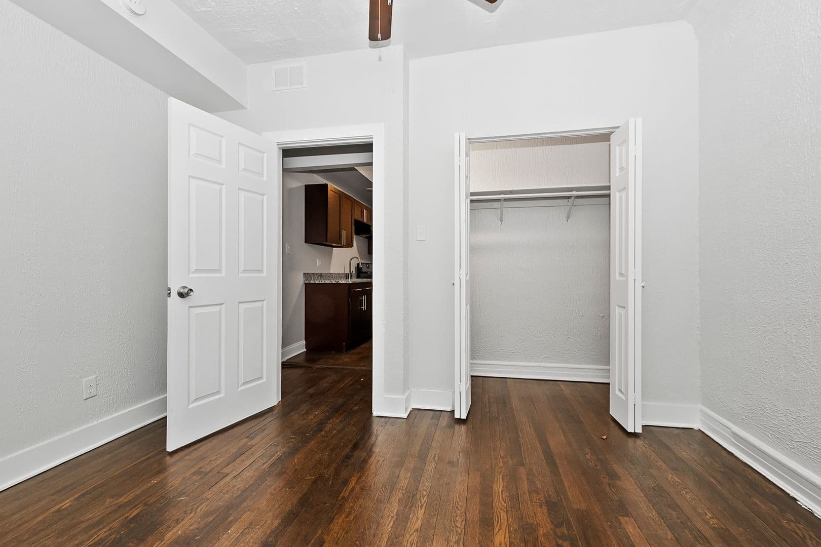 Chicago Apartment: 11258-60 S. Vernon Avenue