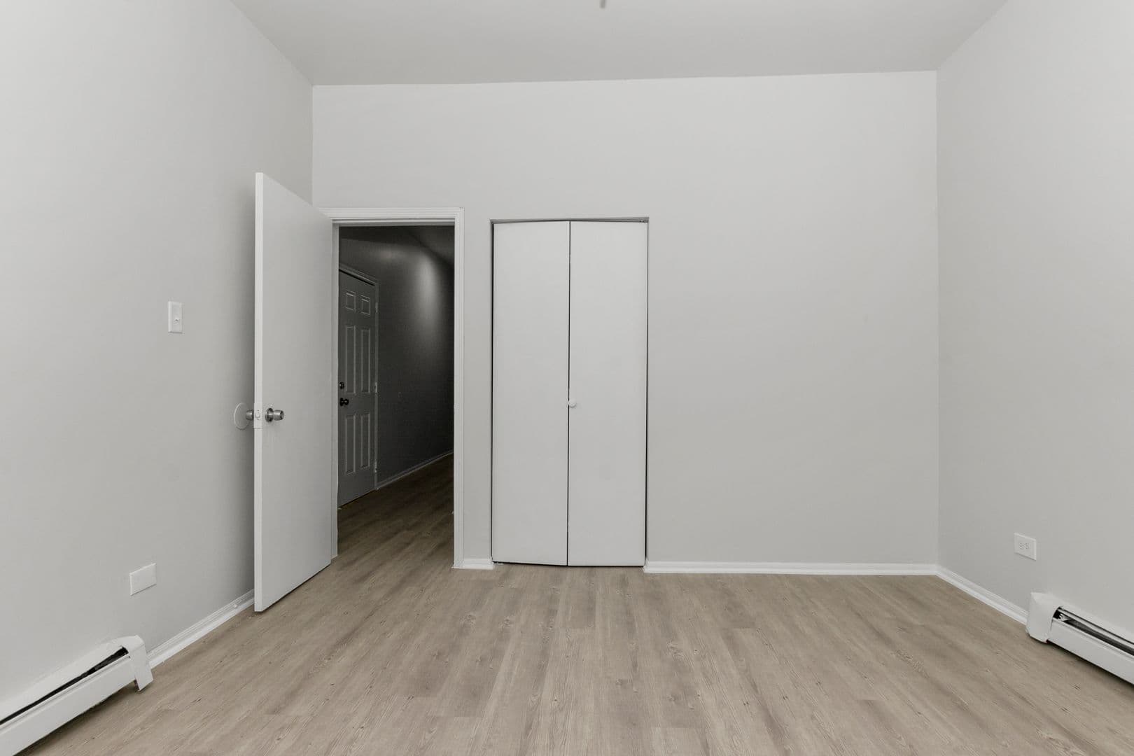 Chicago Apartment: 4520-26 S. Vincennes Avenue
