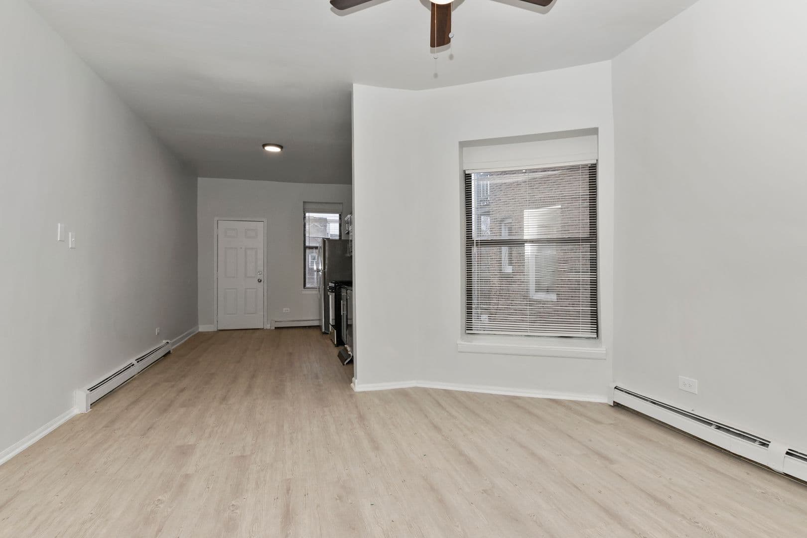 Chicago Apartment: 4520-26 S. Vincennes Avenue