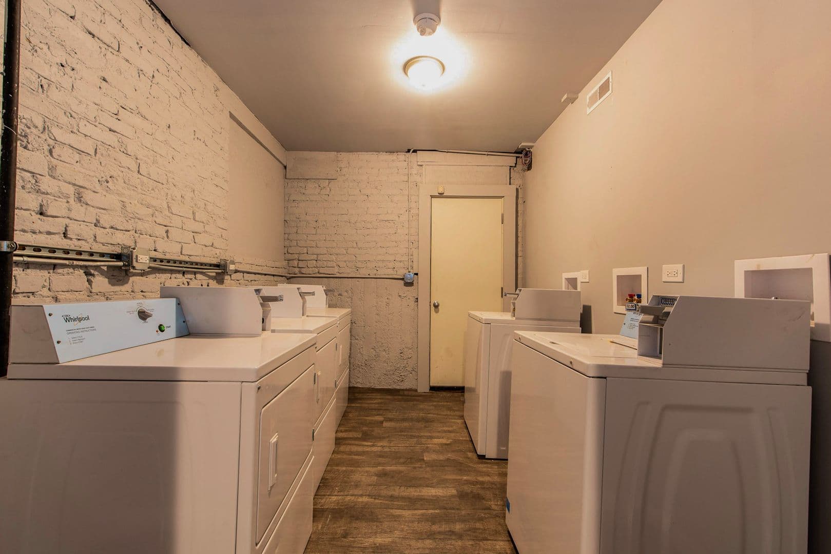 Chicago Apartment: 7525-33 S. Kingston Avenue