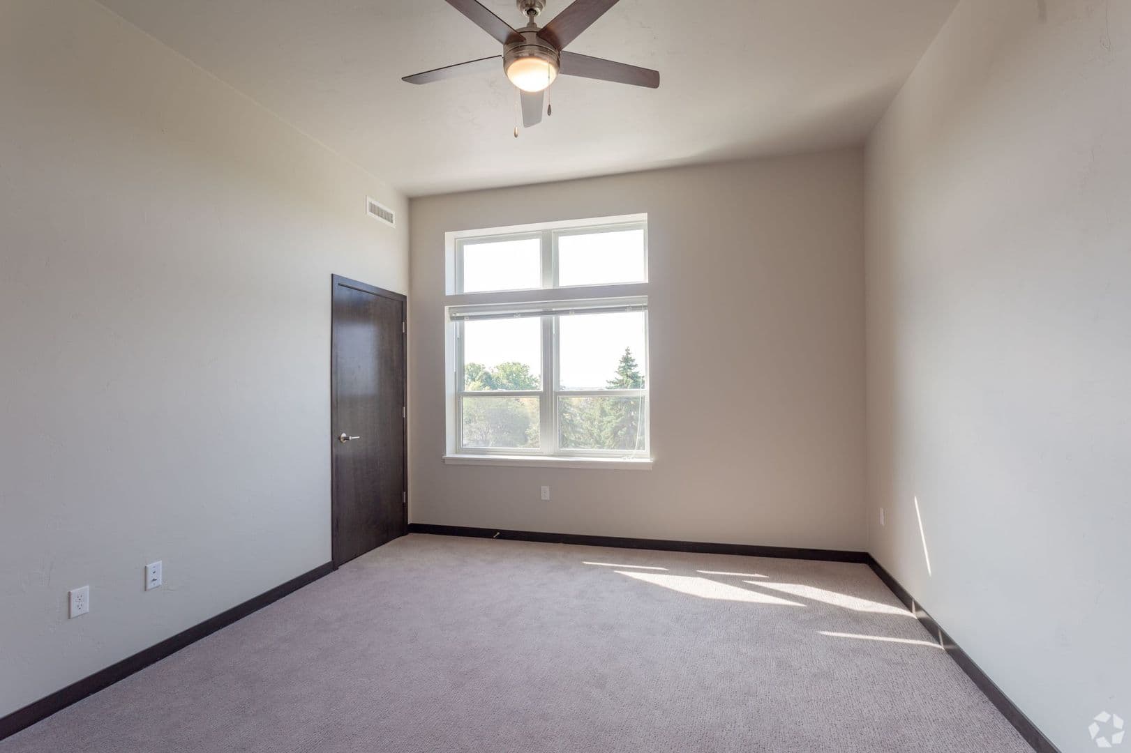 Ashwaubenon Apartment: 746 Element Way
