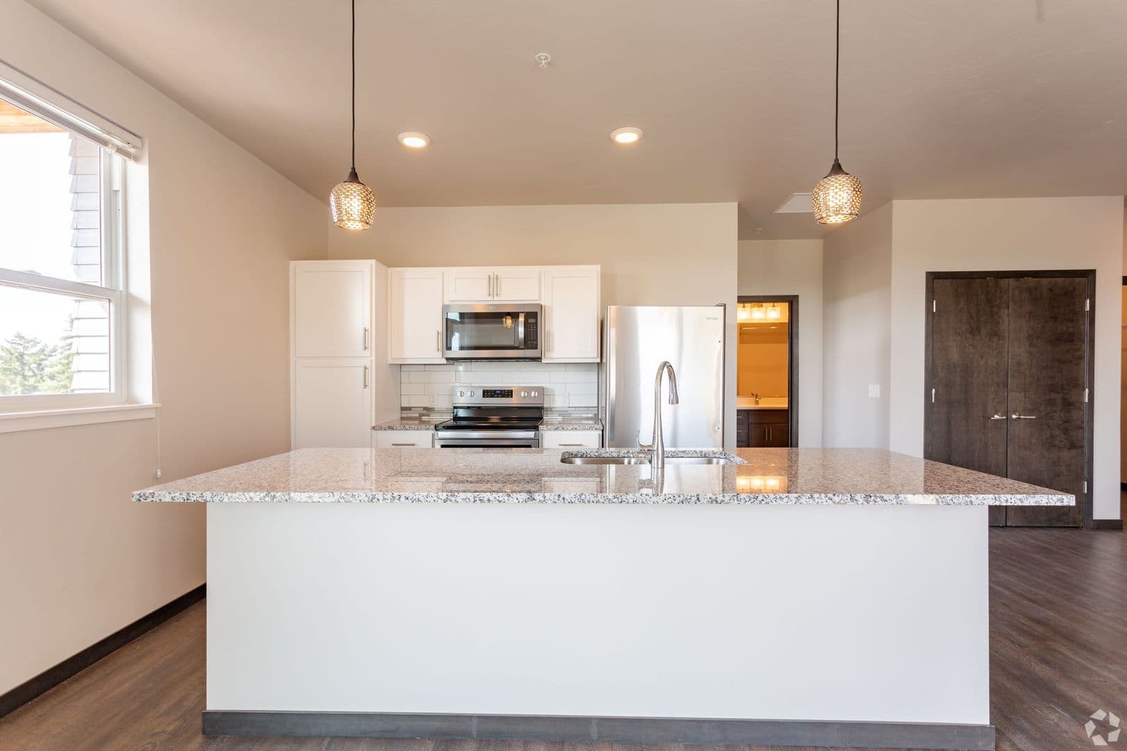 Ashwaubenon Apartment: 746 Element Way