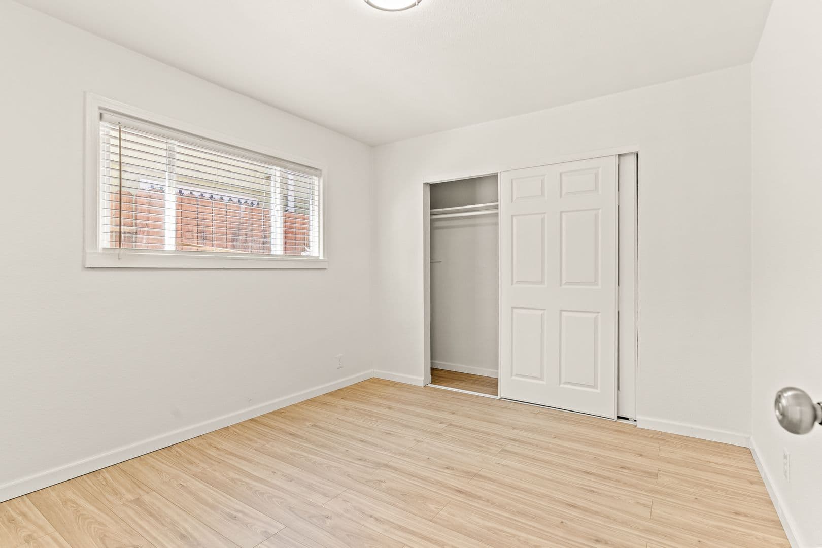 Oakland Apartment: 642 Douglas Ave