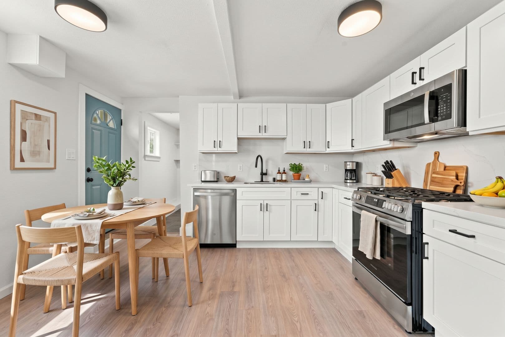 Oakland Apartment: 1444 16th St