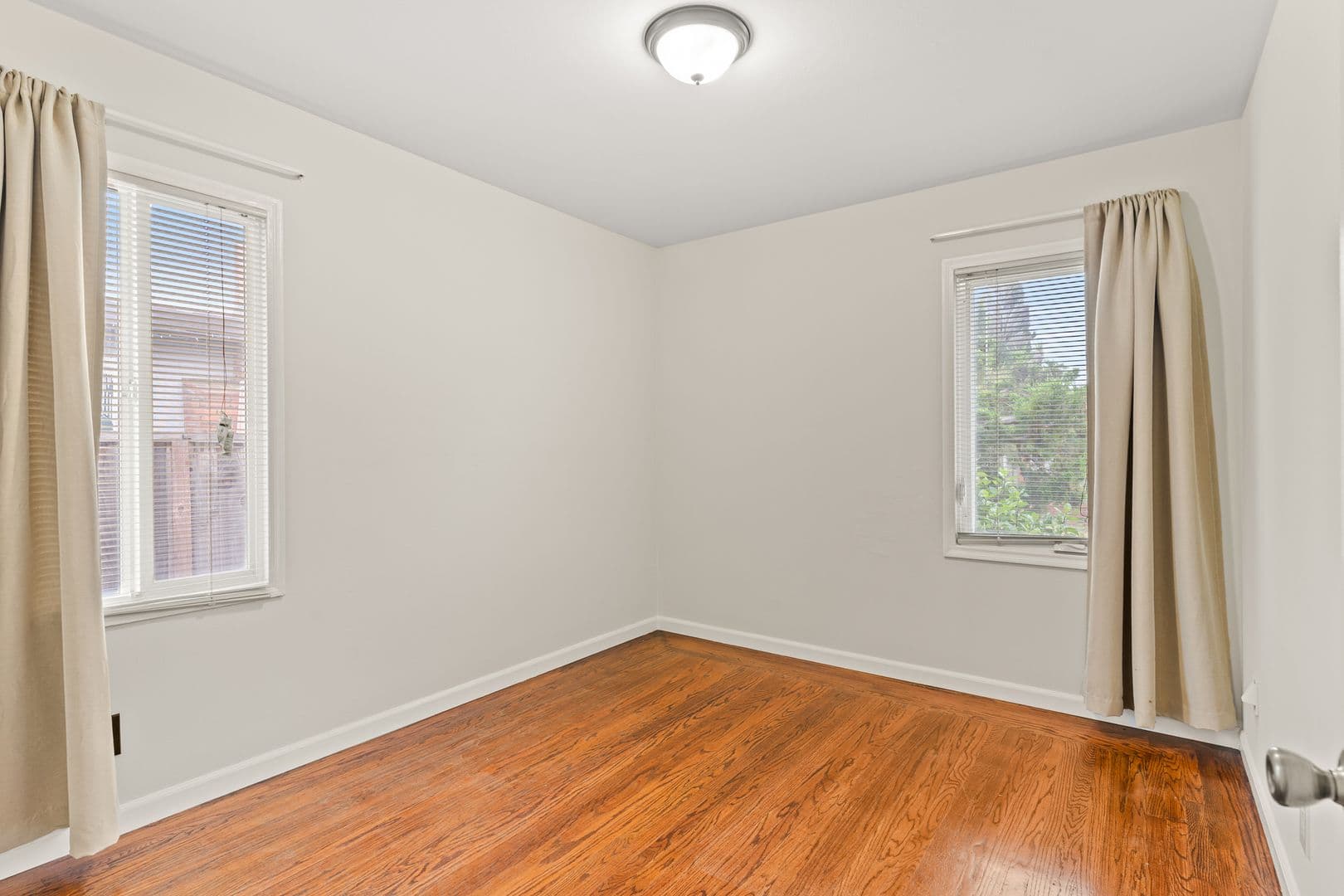 Hayward House: 26539 Flamingo Ave