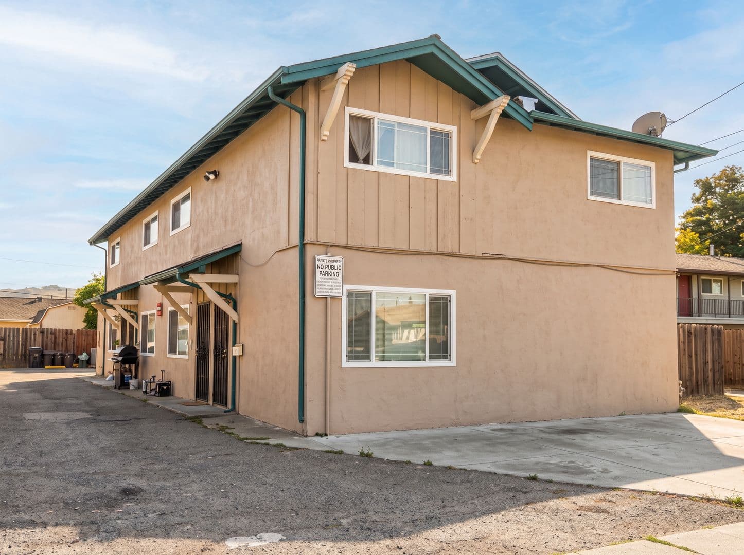 Hayward Townhome: 26232 Gamboa St - 04