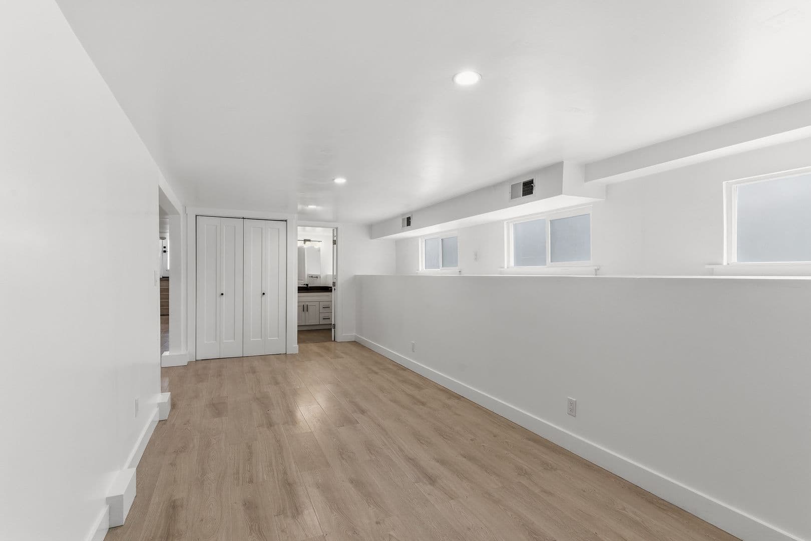 San Leandro Apartment: 154 Harlan St