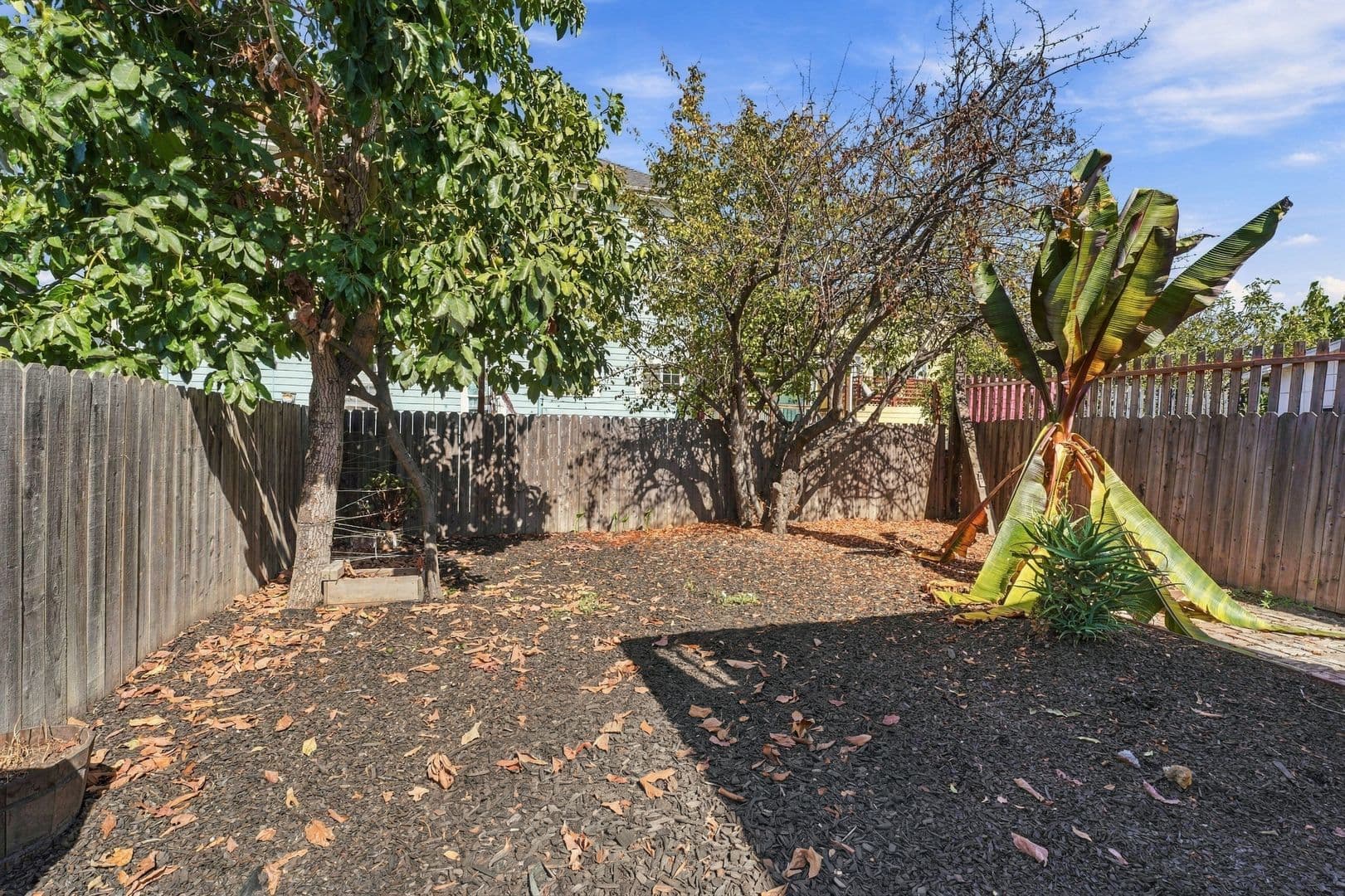 Oakland Apartment: 1444 16th St