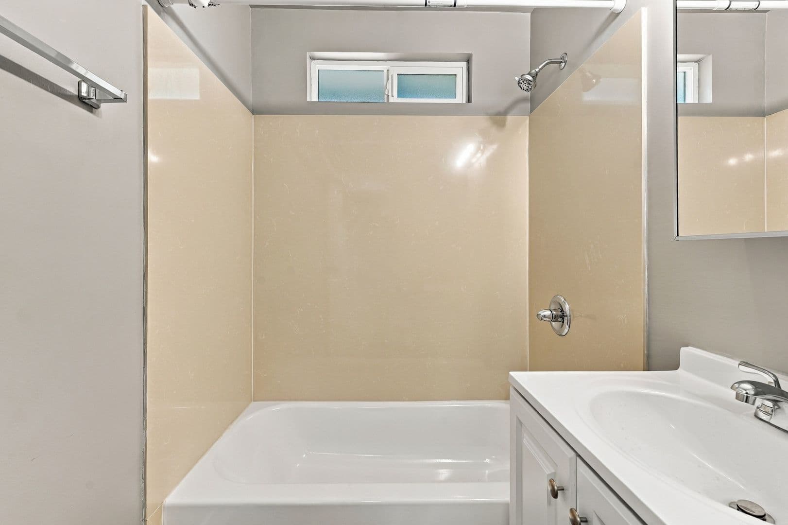 Hayward Apartment: 821 Blossom Way