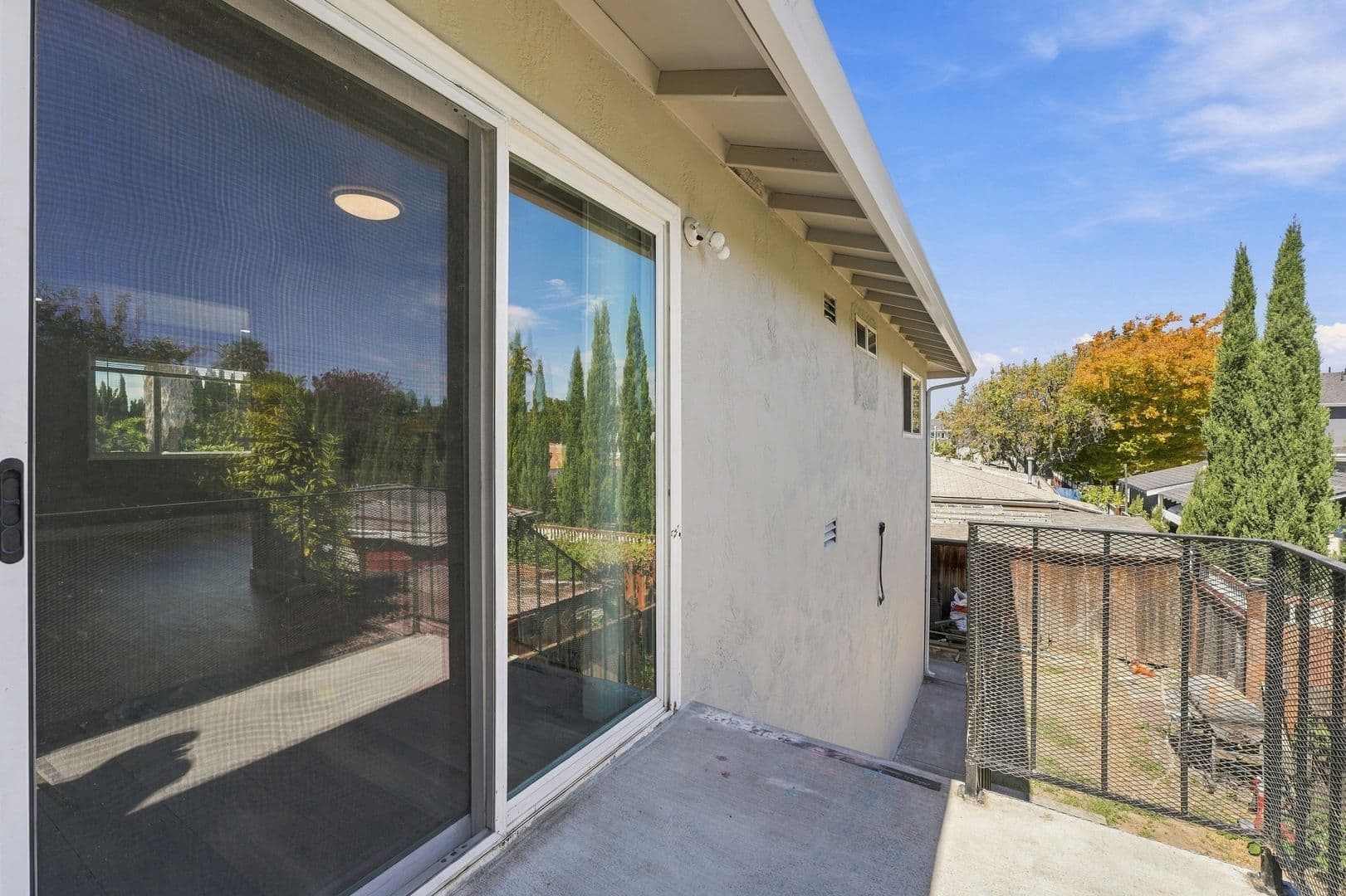 Hayward Apartment: 821 Blossom Way