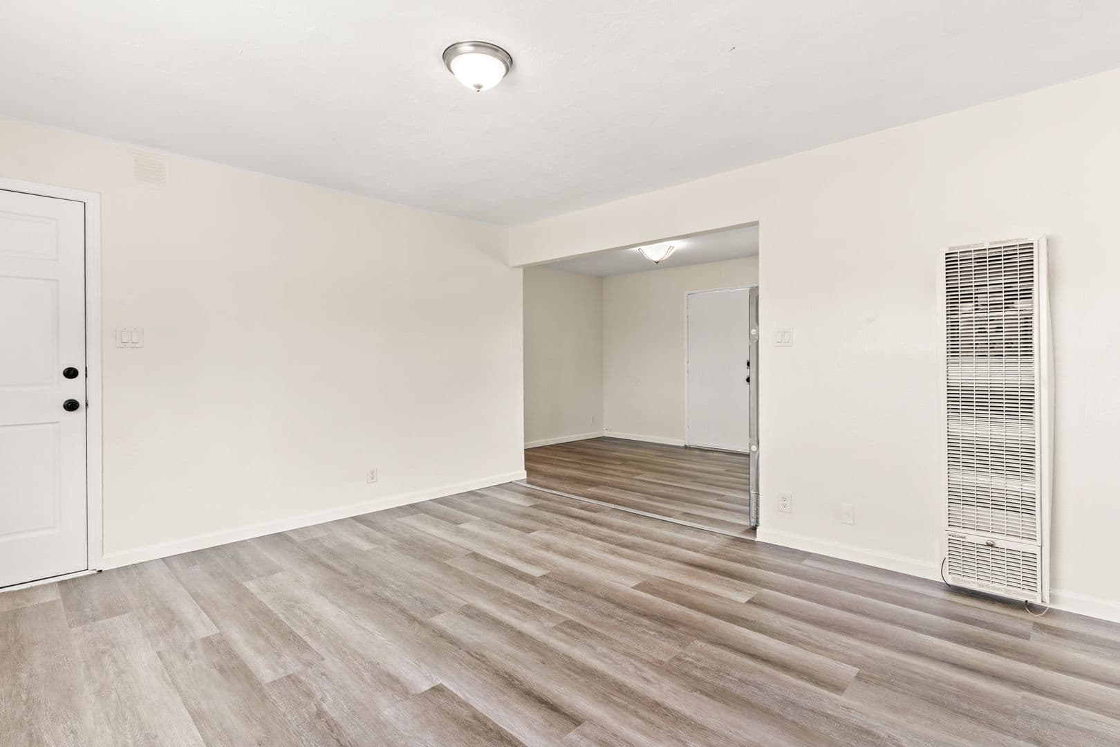 Oakland Apartment: 8330 Birch Street - C