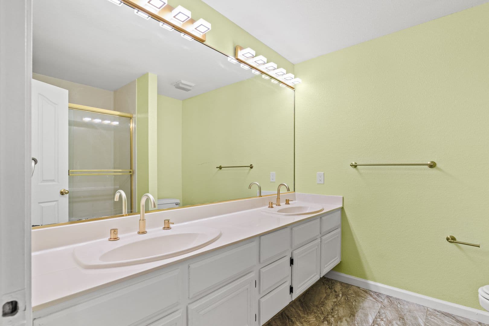 Danville House: 1144 Trowbridge Way