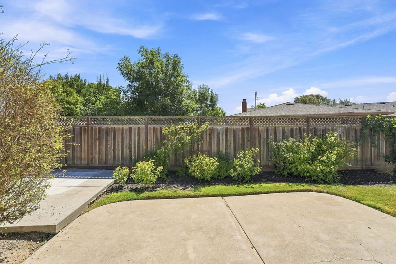Pleasanton House: 4034 Francisco St