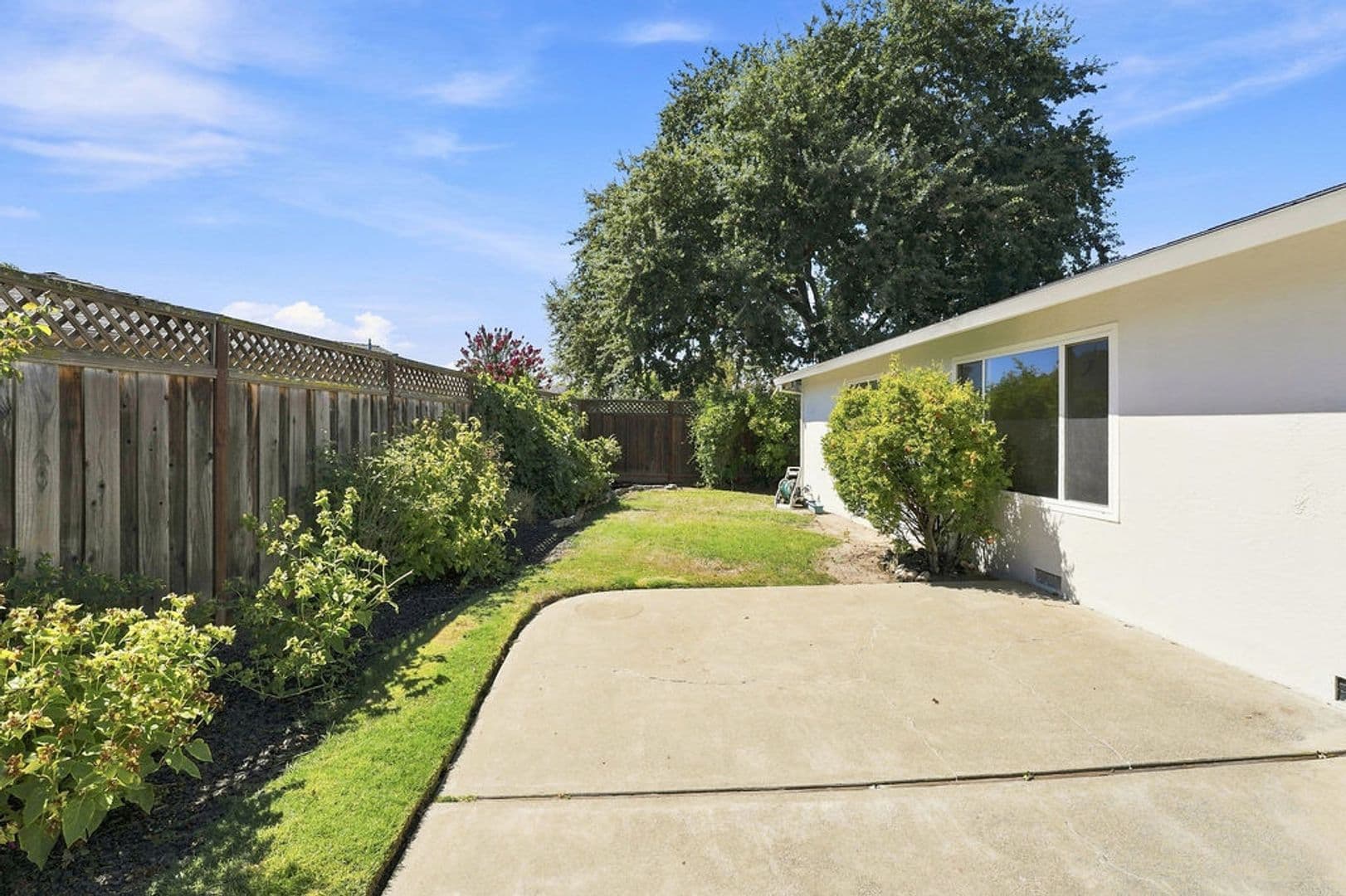 Pleasanton House: 4034 Francisco St