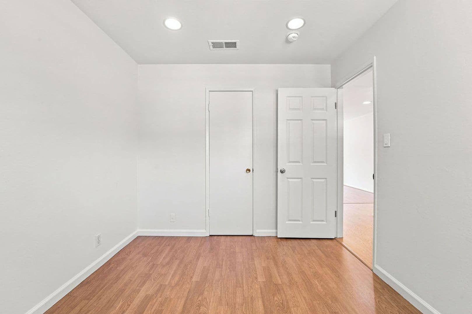 Pleasanton House: 4034 Francisco St