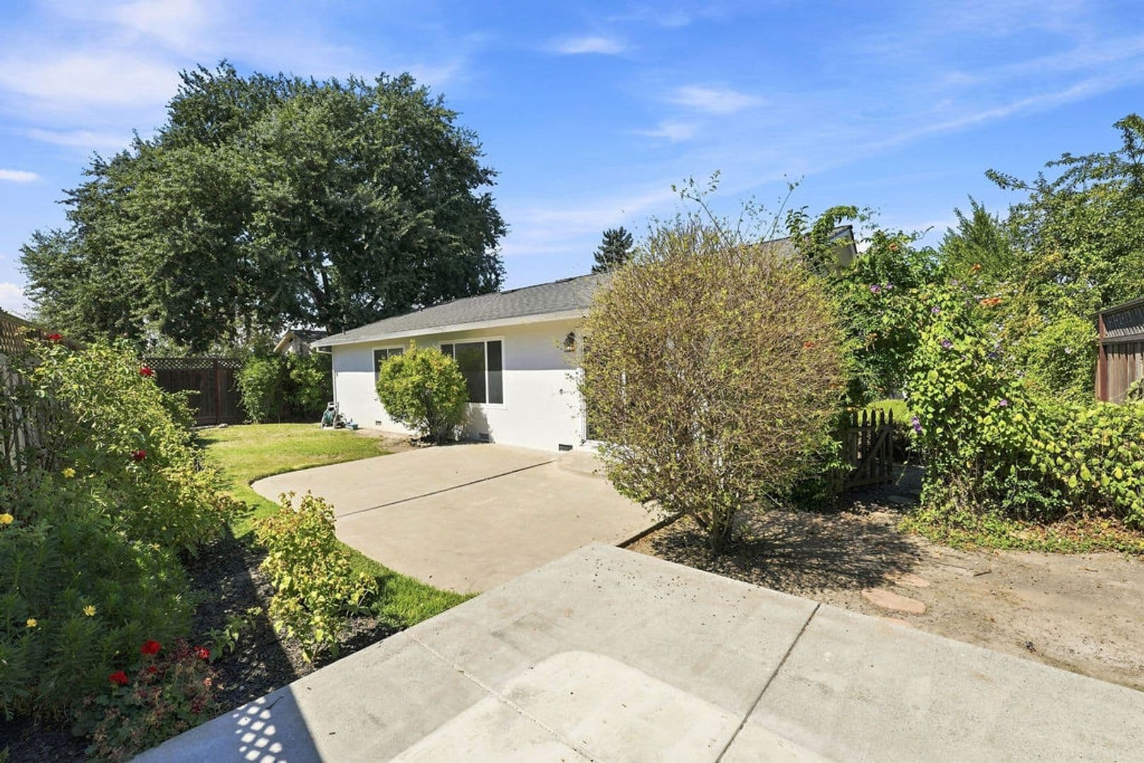 Pleasanton House: 4034 Francisco St