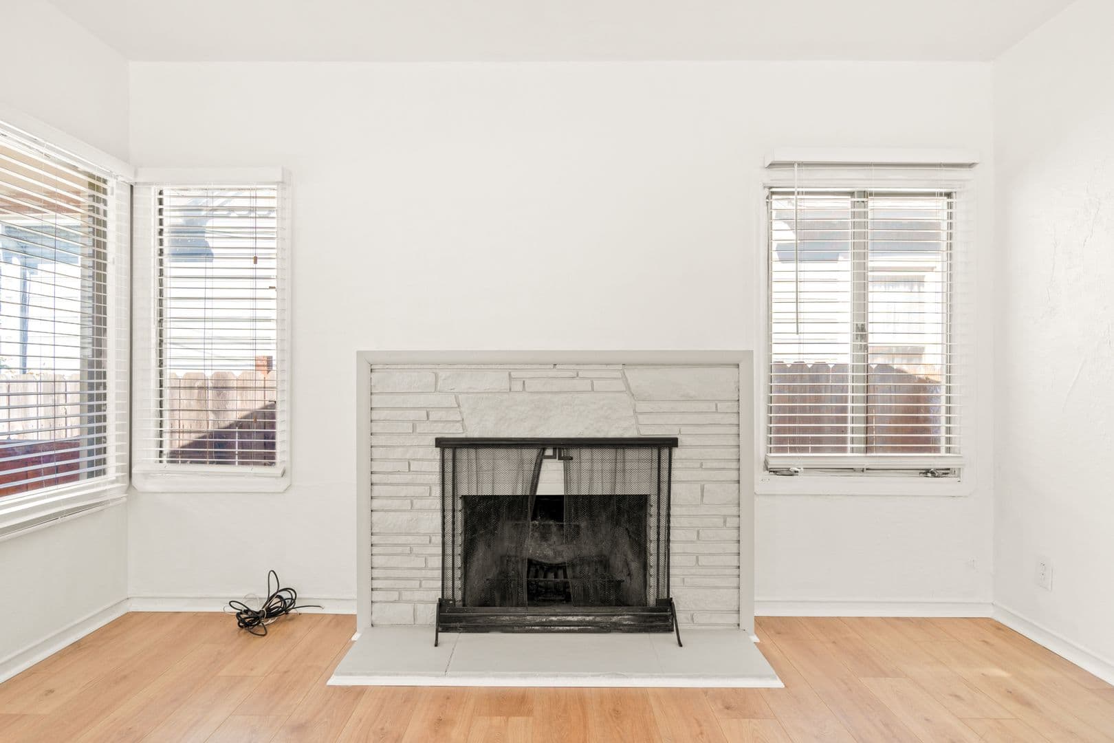 Oakland House: 2307 109th Ave