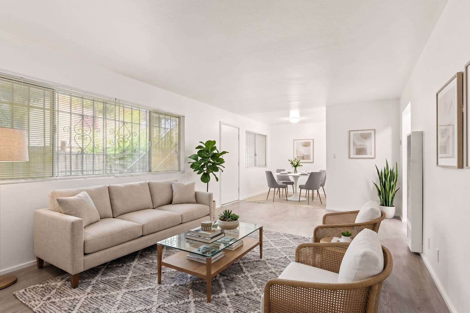Oakland Apartment: 2674 Parker Ave - 01