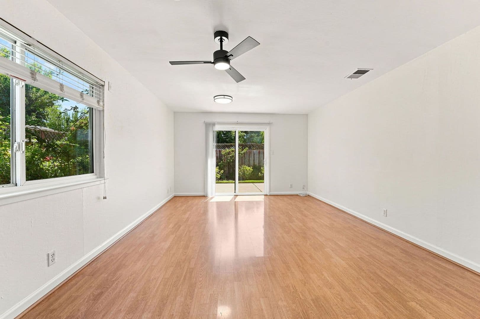 Pleasanton House: 4034 Francisco St