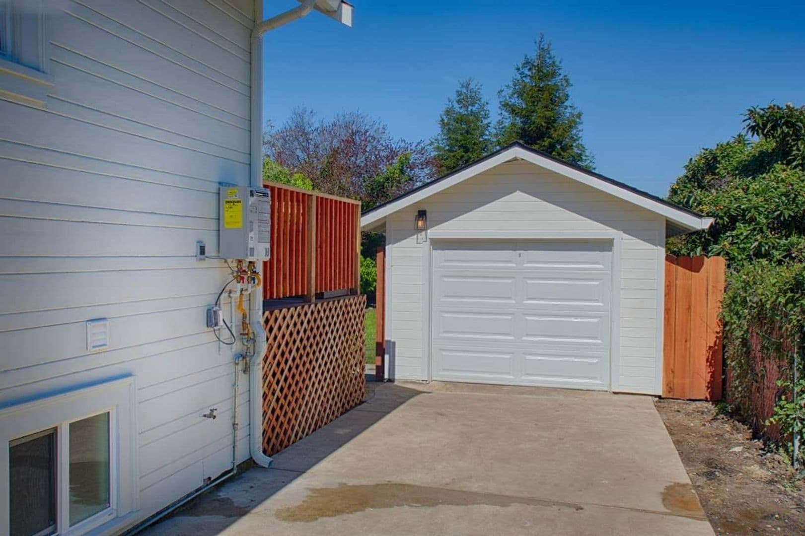 San Leandro Apartment: 154 Harlan St