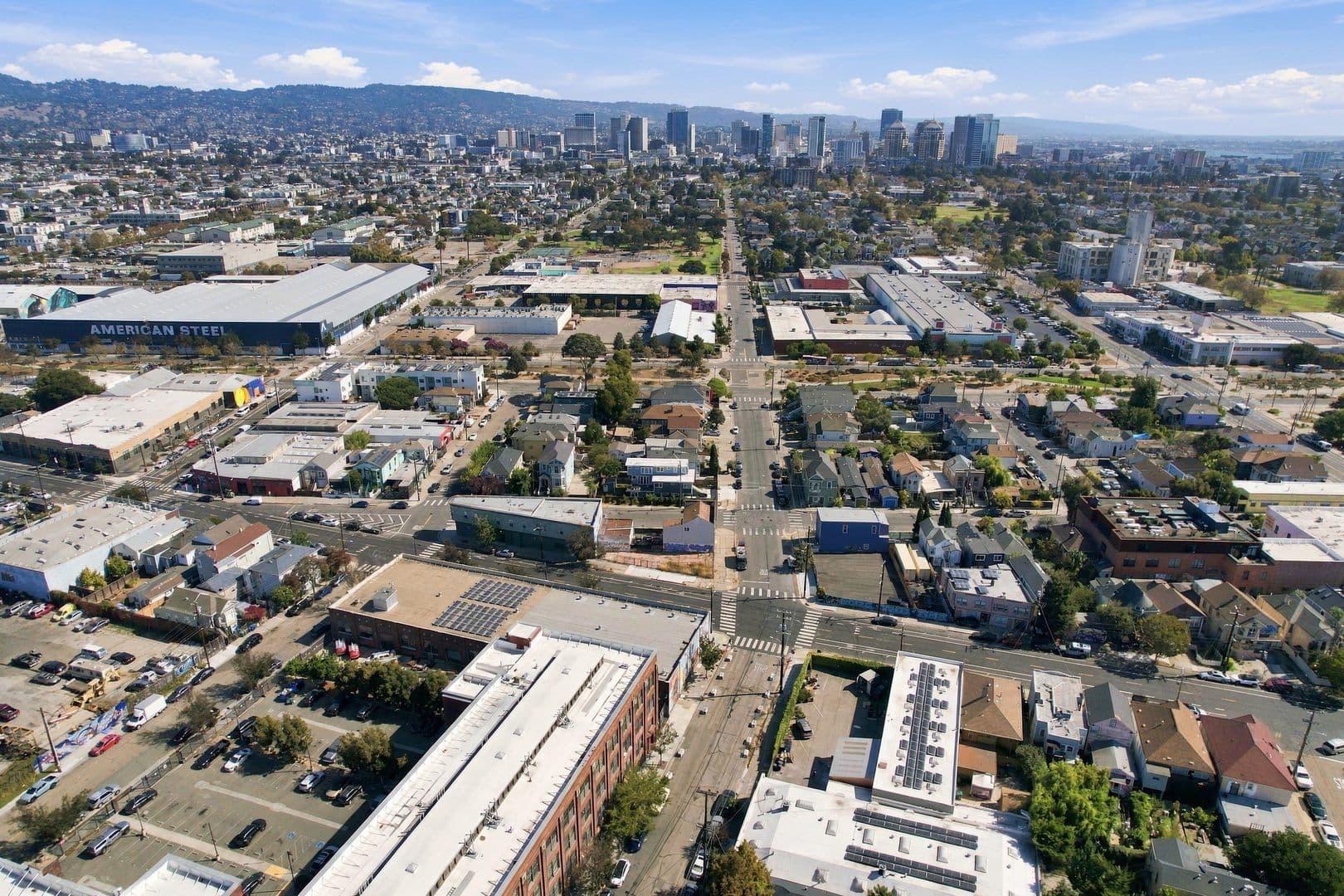 Oakland Apartment: 1444 16th St