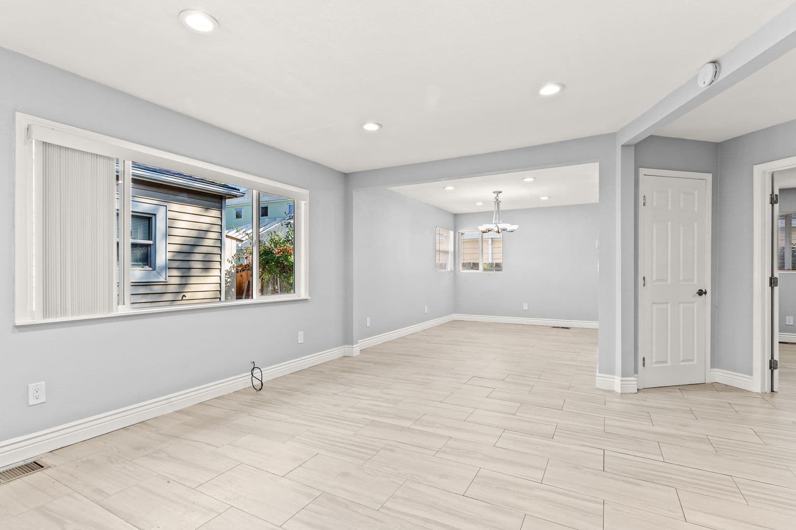 Emeryville Apartment: 1271 Ocean Ave  - Rear