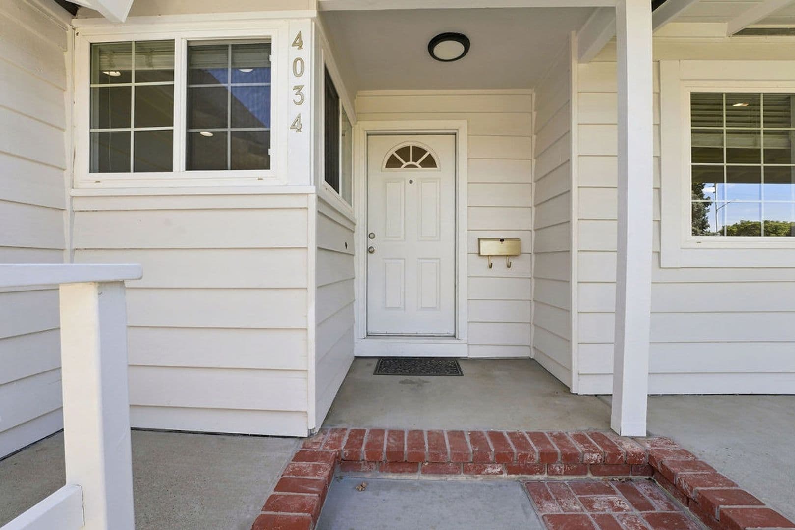 Pleasanton House: 4034 Francisco St