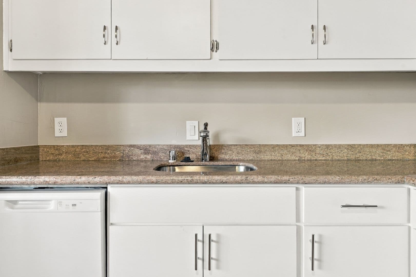 Hayward Apartment: 821 Blossom Way