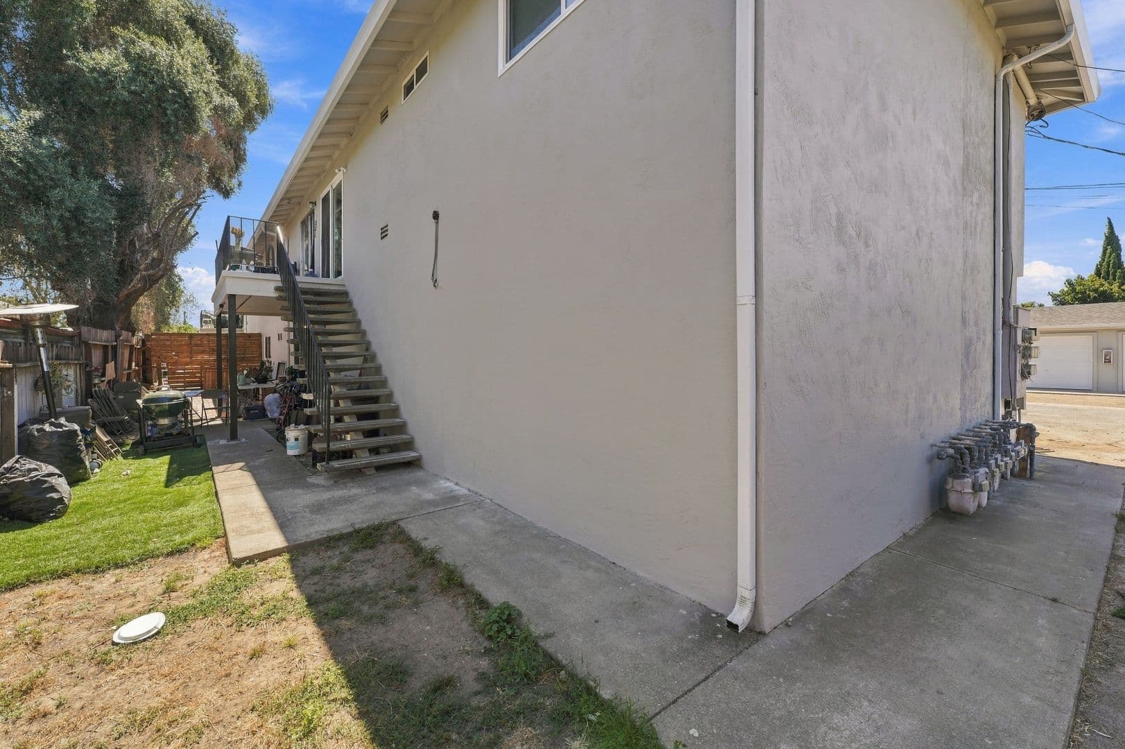 Hayward Apartment: 821 Blossom Way