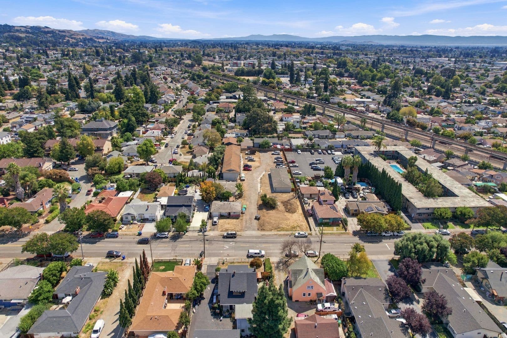 Hayward Apartment: 821 Blossom Way
