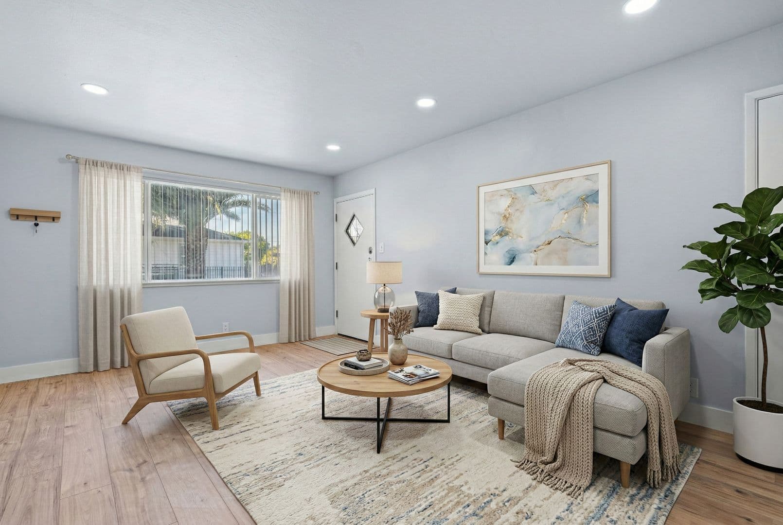 Oakland Apartment: 10324 Walnut Street - B