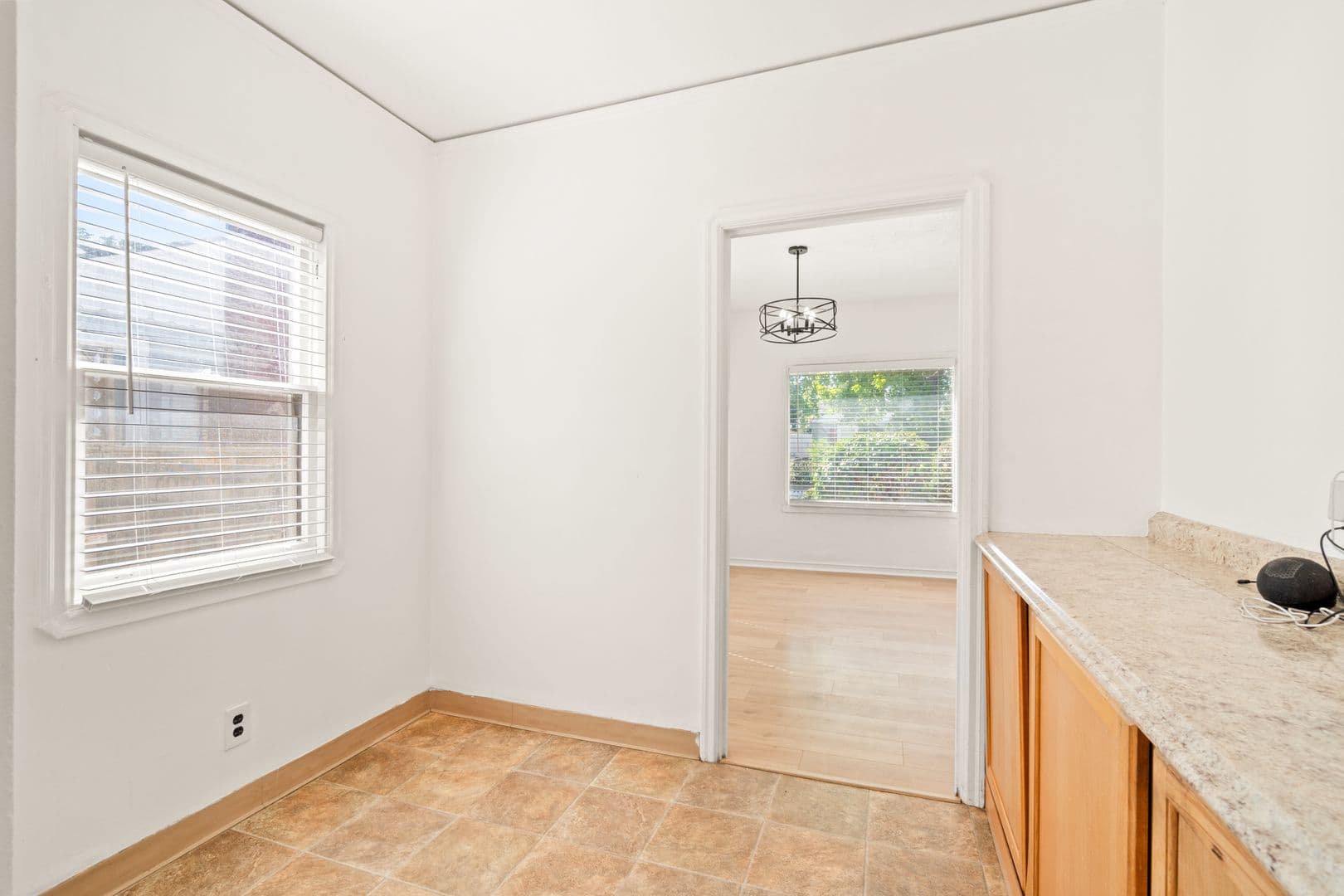 Oakland House: 2307 109th Ave