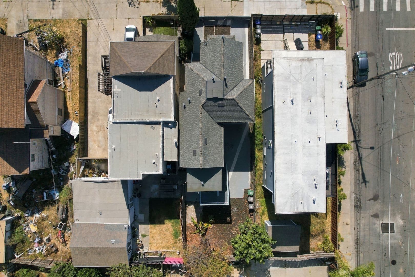 Oakland Apartment: 1444 16th St