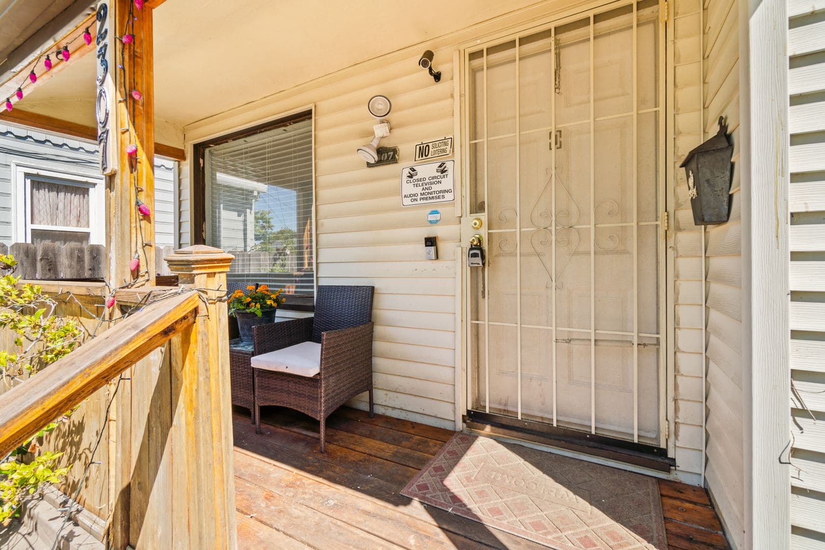 Oakland House: 2307 109th Ave