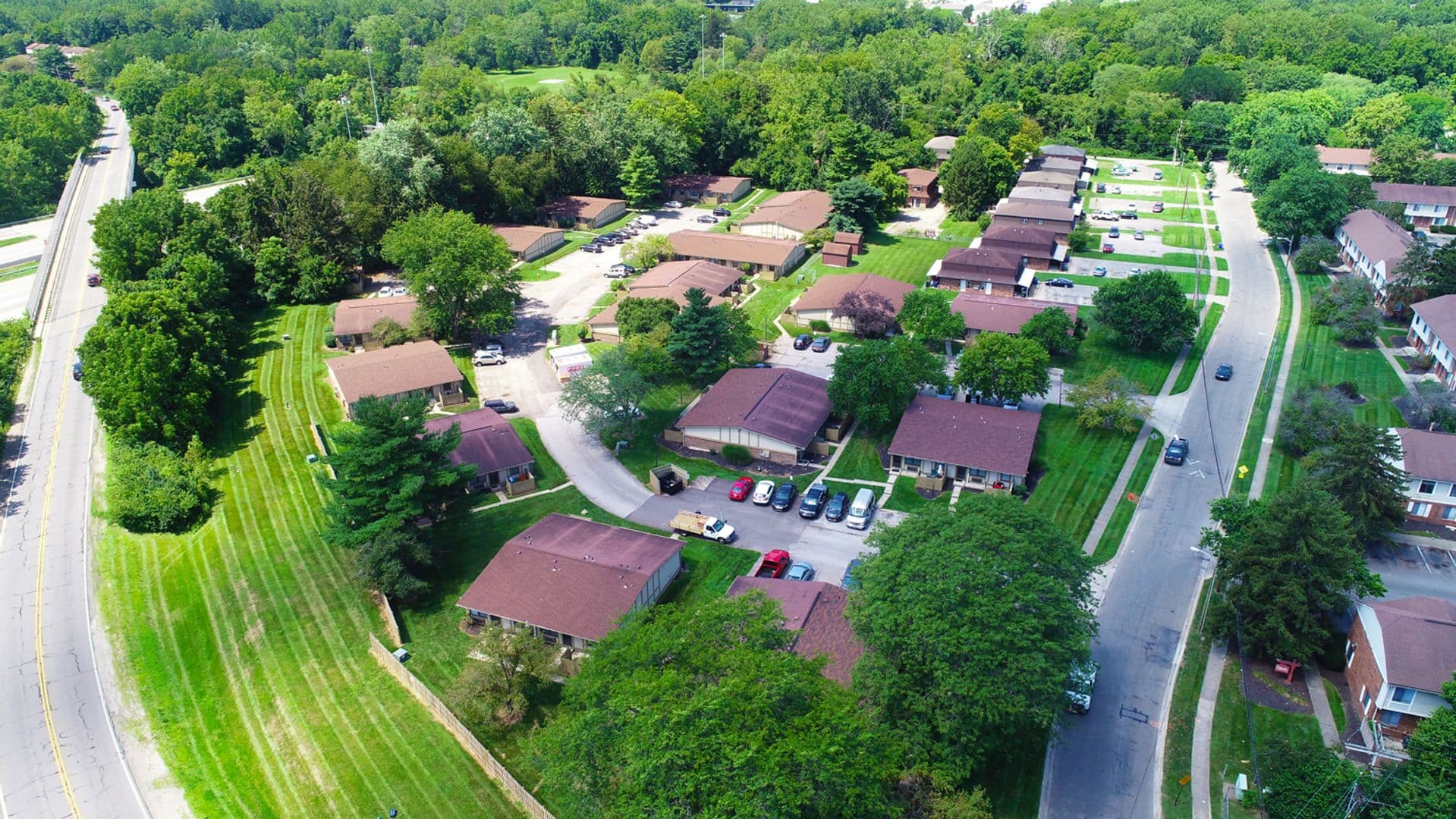 Columbus Apartment: 2048 Pine Needle Ct