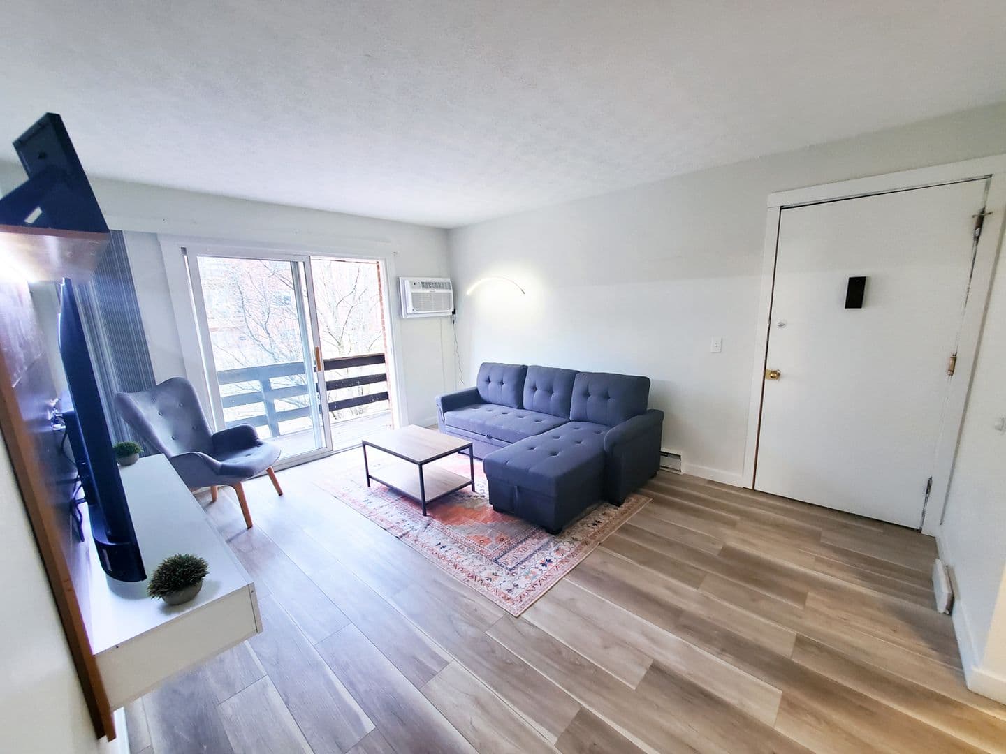 Canton Apartment: 2701 Harrison Ave. NW