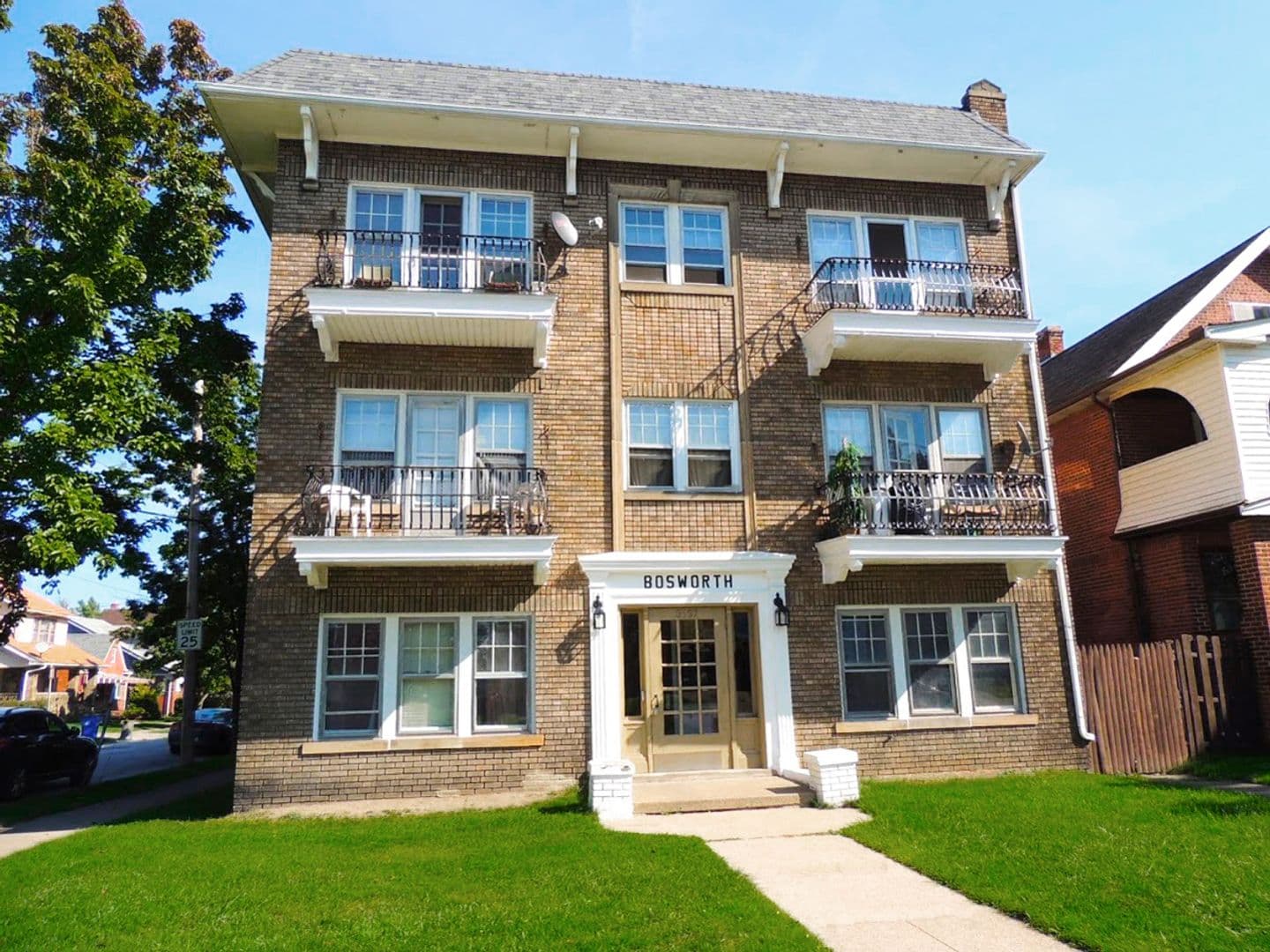 Cleveland Apartment: 3537 Bosworth Road