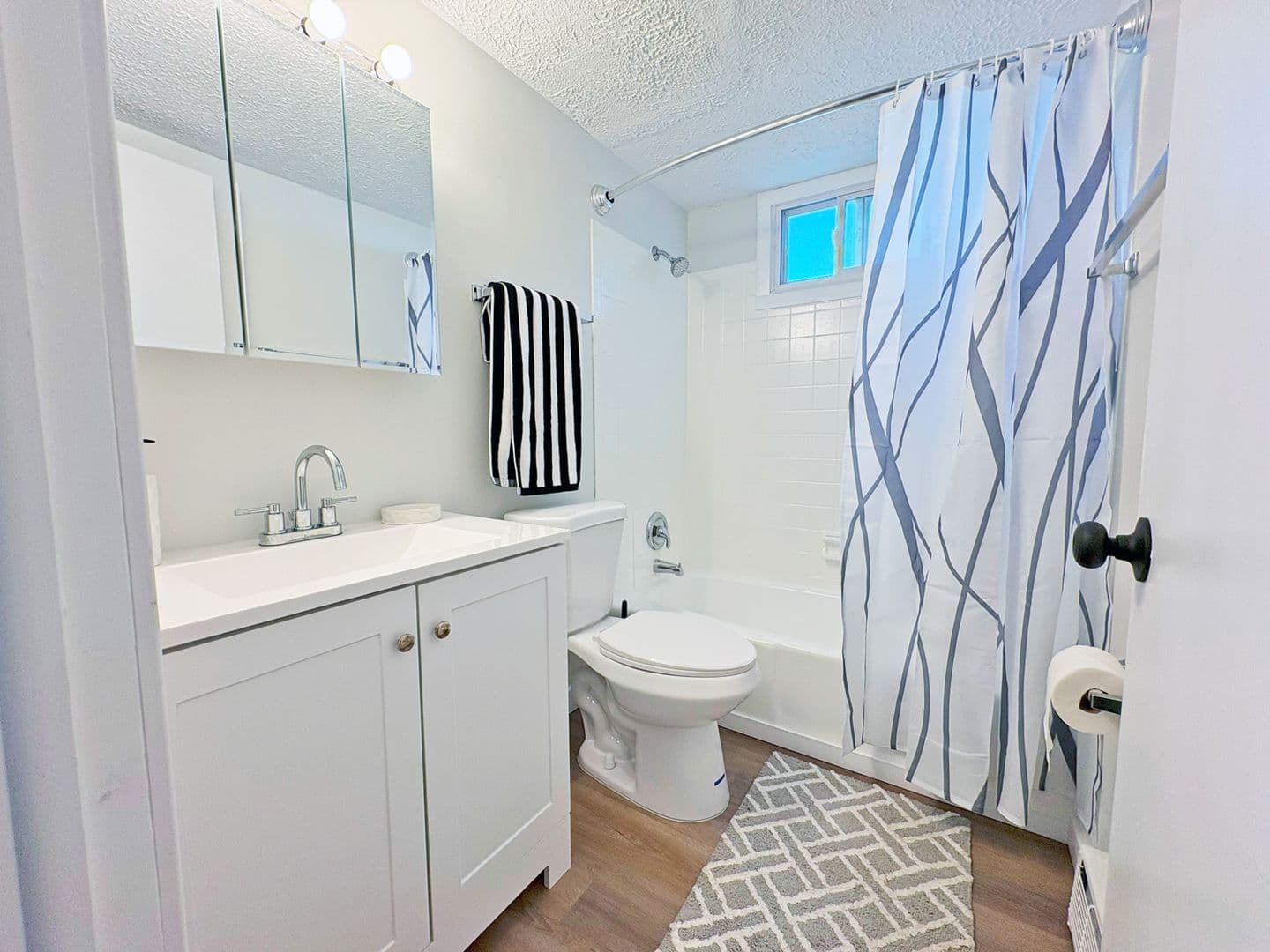 Canton Apartment: 1607 26th NW